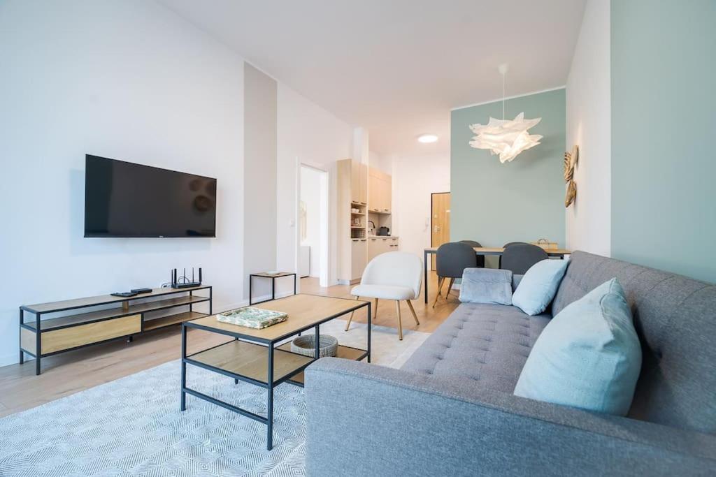 Mycampus 1 Bdrm, Stay 4, Free Parking, Garden, Self Check-In Sofia Esterno foto